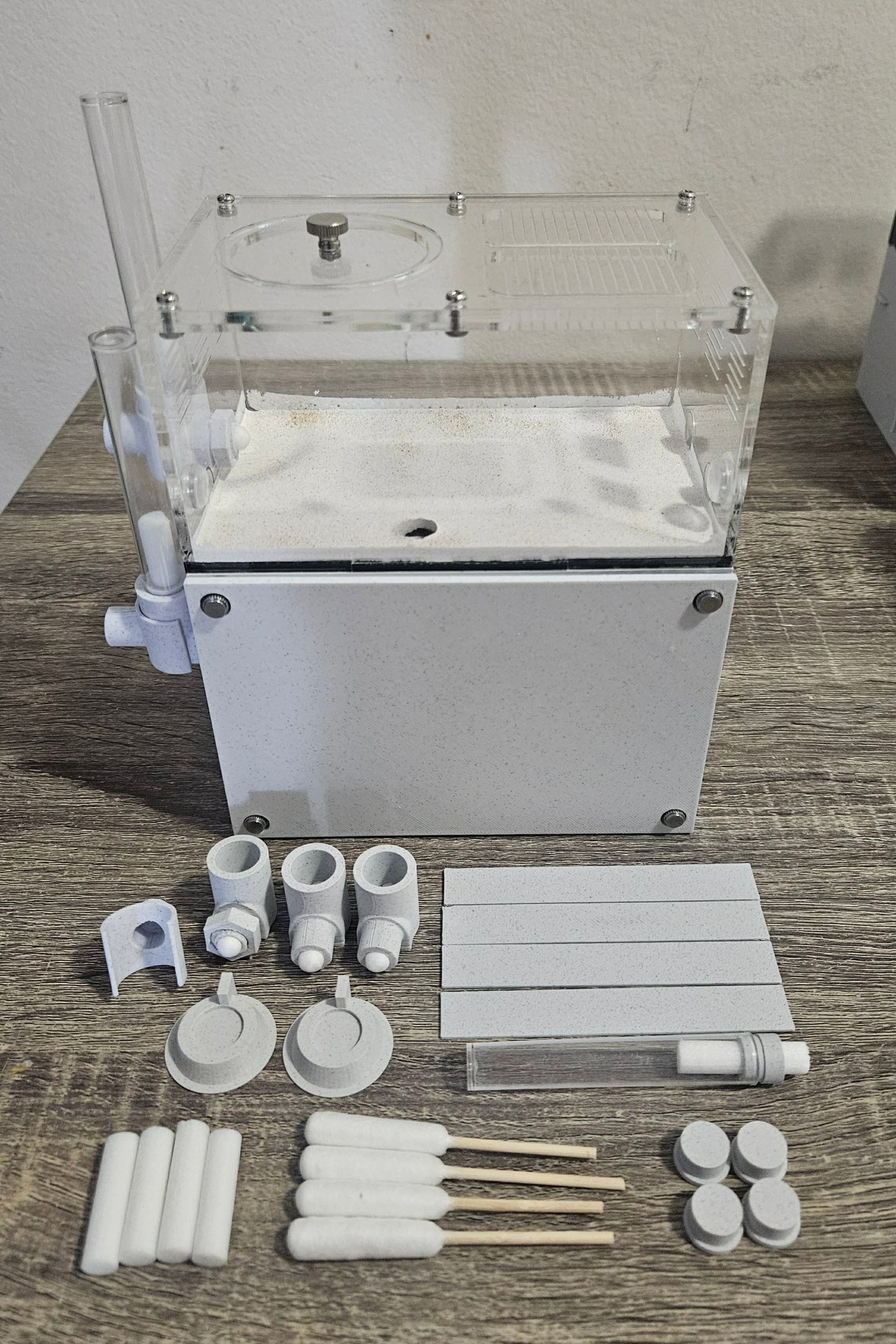 Expandable Medium Vertical Nests